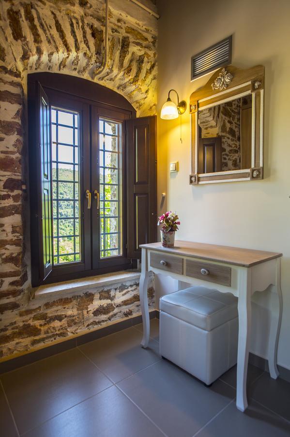 Thalia Traditional Guest House Promirion Екстериор снимка