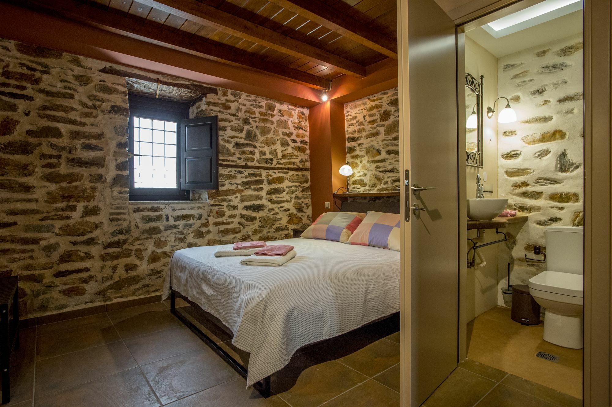 Thalia Traditional Guest House Promirion Екстериор снимка